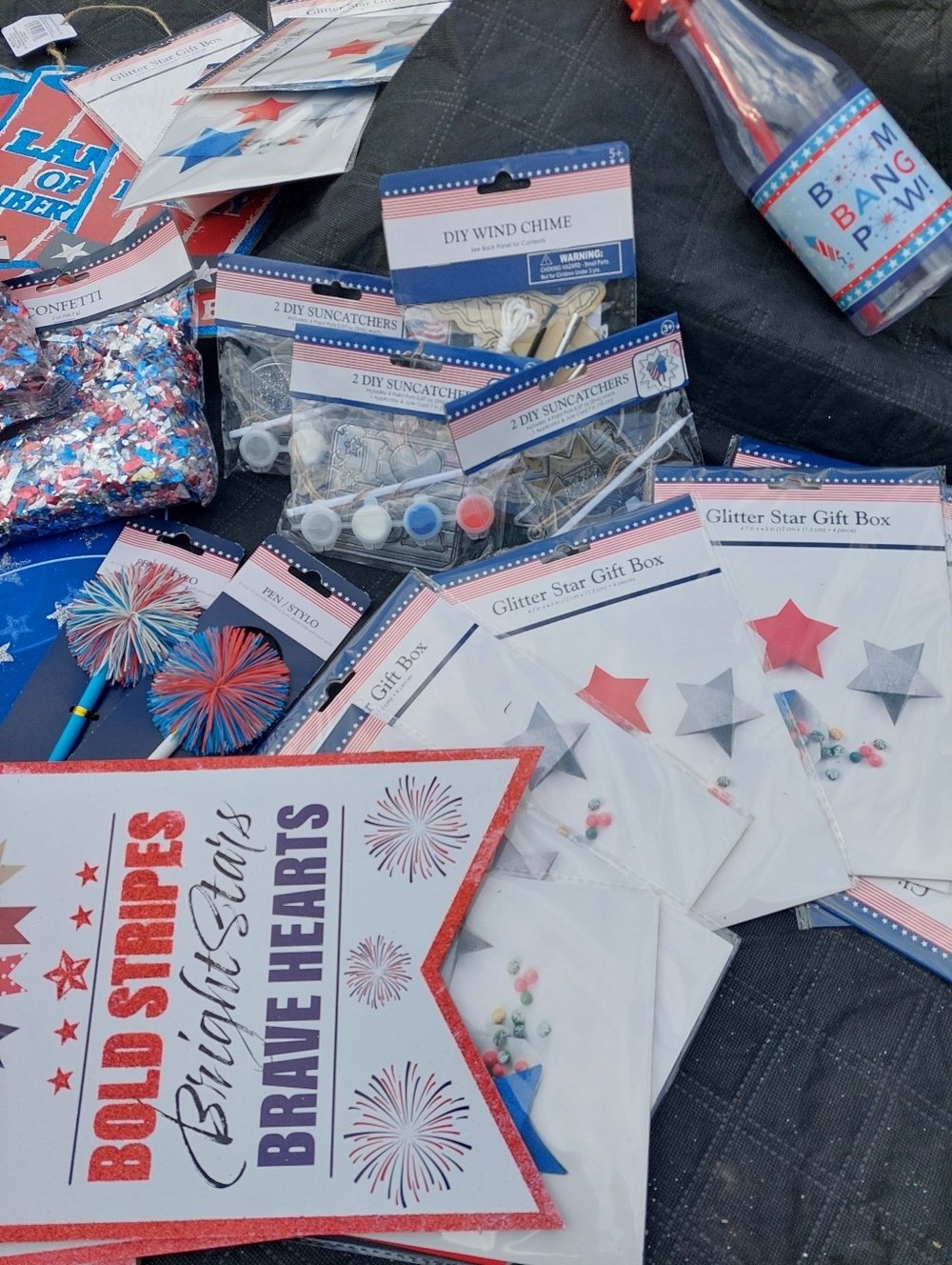 45 Pcs New 4th Of JULY DEcorations Independence DAY UsA Signs Fairy Wings Gifts - Picture 4 of 4